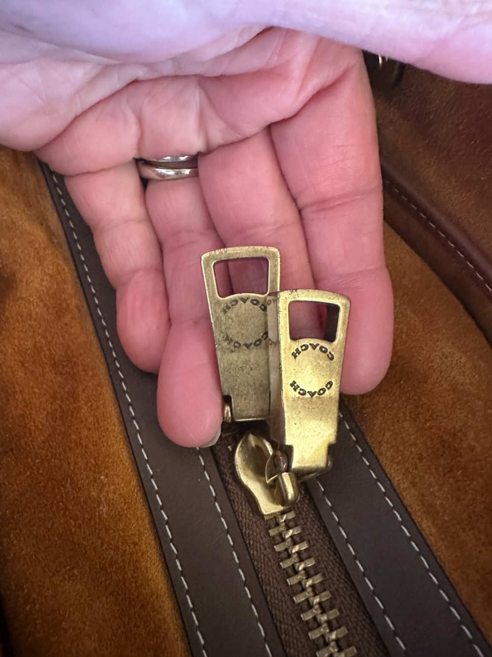Coach Signature Rogue 25 🥰🥰🥰 - Picture 11 of 11